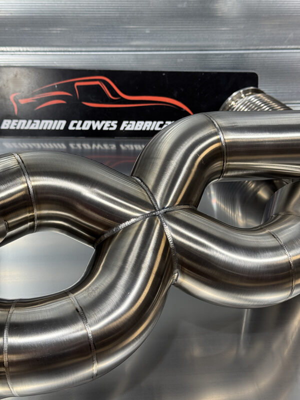 Close-up of Lamborghini Huracán aftermarket exhaust by BCFabrications – handcrafted Inconel 625 construction